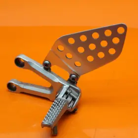 50665-mel-305 Honda 2004-2007 Cbr 1000rr Oem Left Rearset Rear Set Driver Foot Peg Rest Stop