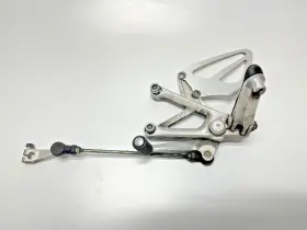 50700-mbw-000za Honda Oem Silver Left Rearset Driver Shifter 01-06 Cbr600f4i Foot Rest 50700-mbw-000za Honda Oem Silver Left Rearset Driver Shifter 01-06 Cbr600f4i Foot Rest