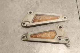 50700-mc9-670 Honda 1982 Nighthawk 450 Cb450sc Oem Front Foot Rests Pegs Steps Set Pair