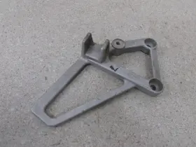 50700-mn4-000 Honda 87-90 Cbr600f Hurricane 600 Left Lh Step Footpeg Bracket Holder 50700-mn4
