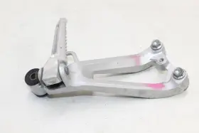 50750-mbw-000za Honda 50720-k26-305 2000 Cbr600f4 Right Rear Passenger Peg Oem