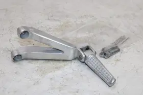 50760 Honda Mcj 000 2000 Cbr900rr Oem Left Rear Back Passenger Peg