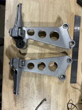 Kaf-mn8 Honda Cb Cb-1 Cb400f Nc27 Passenger Pegs Mounts Jdm Oem Genuine Mn8 Kaf J