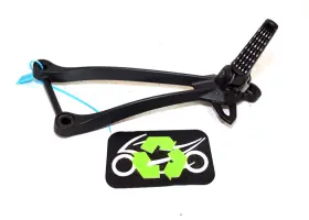 34028-0095 Kawasaki 2023 19-23 Ninja Zx6r 636 Oem Right Rear Back Passenger Peg 324989