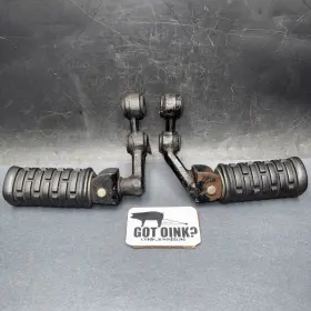 34028-012 Kawasaki 1977-78 Kz1000 Kz 1000 Ltd Oem Pair Primary Pegs Footrest Mounts Rubber