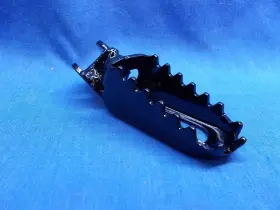 34028-1053 Kawasaki 34028-1053. Oem Rh Foot Peg. Fits Kdx80 84-85