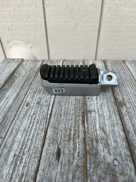 34028-1201 Kawasaki Concours Zg1000 1000 Oem Rear Left Passenger Footrest Peg Step