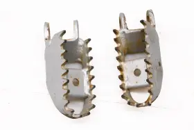 34028-1361 Kawasaki 19 Klx250 Front Foot Pegs Left And Right