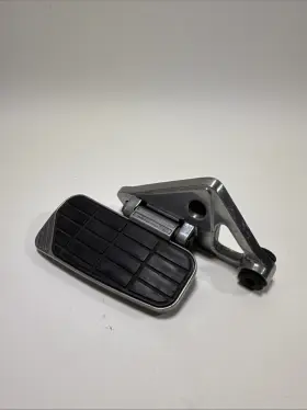 35011-1278 Kawasaki Zg1200 Voyager Xii Left Rear Floorboard Footpeg Zg 1200 Kc