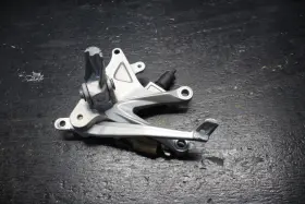 35063-0227 Kawasaki 06-07 Ninja Zx10r Zx10 Right Rearset Rear Set Driver Foot Peg Rest