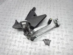35063-0709-18r Kawasaki 2013 12-14 Versys Kle650 Front Left Rearset Shifter Foot Peg Bracket