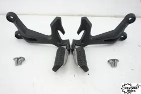 35063-1350-18r Kawasaki 17-25 Ninja 650 Z650 Oem Right Left Passenger Peg Set Mount Bracket