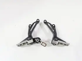 35063-1452-18r Kawasaki 2020 Z900 Zr900 Rear Passenger Footpeg Rest Set