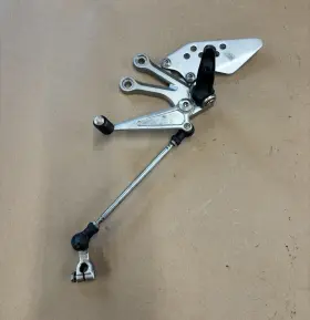 55020-0107 Kawasaki 2004 2005 Ninja Zx10r Zx-10r Left Rearset Rear Set Heel Guard Oem #0126