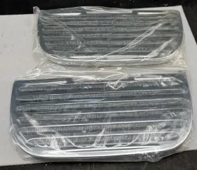 7021 Kuryakyn Cc 19.72 New Floorboard Covers Honda Vtx1300 Vtx1800