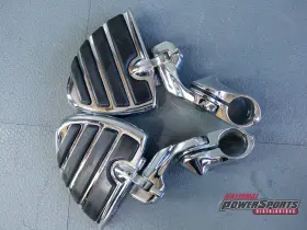 4520 Kuyrakyn Kuryakyn Iso Wing Mini Footboards Tourtechshort Angled Mounts Chrome 1 1/4 Inch