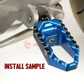 Fpfg78bktourthbkmag23292 Mc Motoparts Blue Trc Alu. Front Wide Footpegs For Triumph Daytona 600 02 03