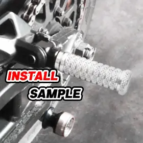 Mcdefpfg99bkpolepn23361 Mc Motoparts Silver M-grip Standard Front Foot Pegs For Yzf R1 06 07 08 09 10 11 12 13 14