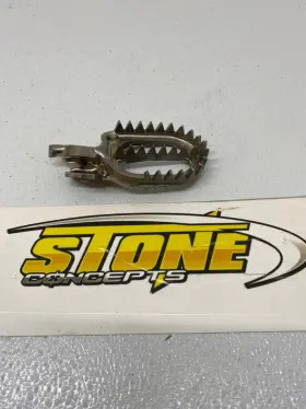 1620-2373 Moose Racing Ti Right Foot Peg 16 Honda Crf250r Crf450r Crf 250r 450r Mounts Stand