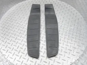 623185 Piaggio 2007 06-08 Mp3 250cc Scooter Oem Rubber Foot Rest Insert Mats