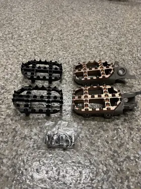 023208 Pro Taper 2.3 Footpegs - Kawasaki Kx 07-25