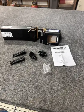 6453n Puig 9192n R-fighter Black Footpegs With Adapters
