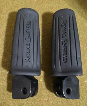 1100293 Royal Enfield 1100293/b Meteor 350 Black Front Left/right Rider Footrest Foot Pegs