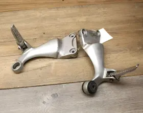24f510-1r Suzuki 99-07 2002 Hayabusa Gsx1300r Left Right Back Passenger Peg Set Foot Pegs