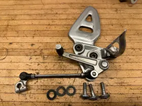 25525-03f00 Suzuki 99-07 2006 Gsxr1300r Hayabusa Oem Left Rearset Rear Set Foot Peg Shifter