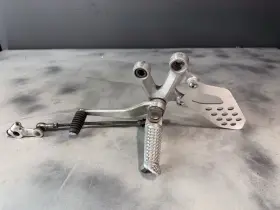 43500-29g00 Suzuki 2005 Gsxr600 Gsxr 600 Oem Left Rearset Rear Set Foot Peg W Shifter Clean 43500-29g00 Suzuki 2005 Gsxr600 Gsxr 600 Oem Left Rearset Rear Set Foot Peg W Shifter Clean