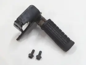 43510-13fa0-ee3 Suzuki 2002-2010 Gz 250 Right Driver Front Footrest Bracket Oem