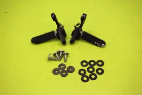 4351019c00 Suzuki 1988-1996 Gsx600f Katana 600 Foot Peg Rest Bracket Pair Main Original Oem