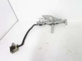 43511-17e01 Suzuki 93 Gsxr 750 Right Front Foot Peg Rearset Brake Pedal 43511-17e0 1993-1995