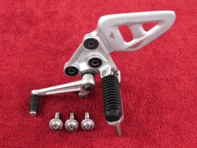 43521-24f00 Suzuki Straight Left Side Oem Rearset Foot Peg With Shifter 99-07 Hayabusa Gsx1300 Busa