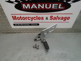 43521-38g00 Suzuki 2007 07-09 Bandit Gsf1250s Left Bracket Front Footrest Lh