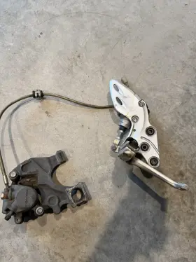 43550-44g10 Suzuki 08-20 Hayabusa Oem Right Rearset Rear Set Driver Foot Peg Rest Stop 43550-44g10 Suzuki 08-20 Hayabusa Oem Right Rearset Rear Set Driver Foot Peg Rest Stop