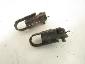 43560-46000-019 Suzuki 02 Jr 50 80 Ds Left Right Foot Pegs 1993-2006 43560-46000-019 Suzuki 02 Jr 50 80 Ds Left Right Foot Pegs 1993-2006