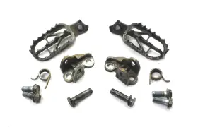 43561-28h10 Suzuki 2024 Rmz450 Oem Foot Pegs With Brackets 43561-28h10 Suzuki 2024 Rmz450 Oem Foot Pegs With Brackets