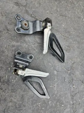43650-29f20 Suzuki Left Right Set Passenger Peg 2004 Drz400s