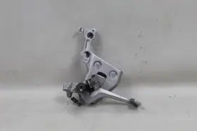T2081260 Triumph Tiger 1050 07-12 Right Side Rearset Bracket And Peg Rear Brake Lever Nice