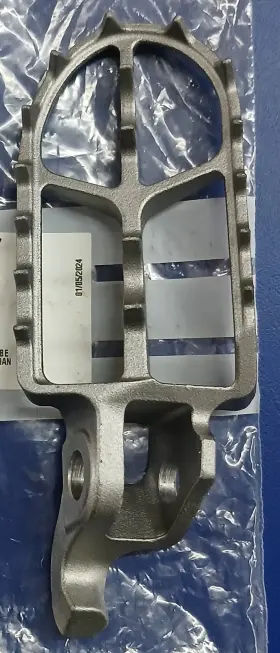 T2083238 Triumph Footrest - Genuine Oem Foot Peg Assembly