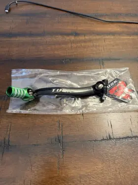 1030850101 Tusk Folding Shift Lever Shifter Black/green Tip For Kawasaki Kx250 And More 1030850101 Tusk Folding Shift Lever Shifter Black/green Tip For Kawasaki Kx250 And More