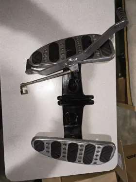 5132228-156 Victory 1999 V92c Floorboards Supports And Shift Linkage