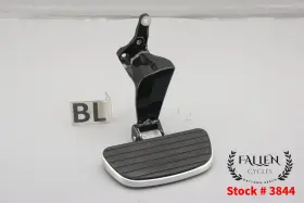 5134659-266 Victory 2009 Kingpin Passenger Back Left Foot Board And Mount Bracket