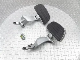 5135630-425 Victory 2005 04-05 Kingpin Rear Left Right Passenger Floor Board Foot Rest