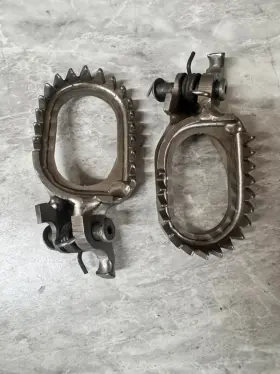 20-411 Works Connection Pro Pegs Mud Titanium 2019-2023 Kx450 20-411 Works Connection Pro Pegs Mud Titanium 2019-2023 Kx450