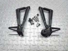 1wd-f7430-00-00 Yamaha 2015 15-18 Yzfr3 R3 Rear Foot Passenger Peg Rest Bracket Left Right