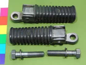 256-27430 Yamaha 1970 Xs1 1971 1972 Xs2 1973 Tx650 Rear Footrests Footpegs Foot Rest Peg