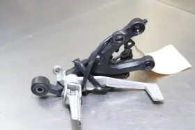 2c0-27420-10-00 Yamaha 2012 Yzf R6 Right Rearset Rear Set Driver Foot Peg Rest Stop