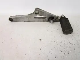 2h9-27442-00-00 Yamaha 79 Xs 1100 F Left Foot Peg Mount 1978-1981
